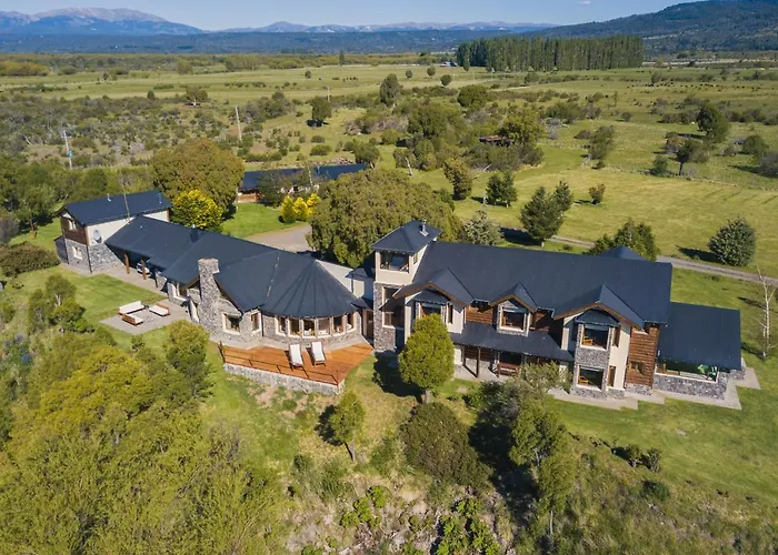 Challhuaquen Lodge